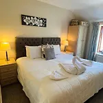 Lea's Country & Restaurant 3*
