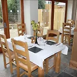 Lea's Country & Restaurant Hotell