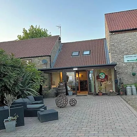 Lea's Country & Restaurant Ξενοδοχείο